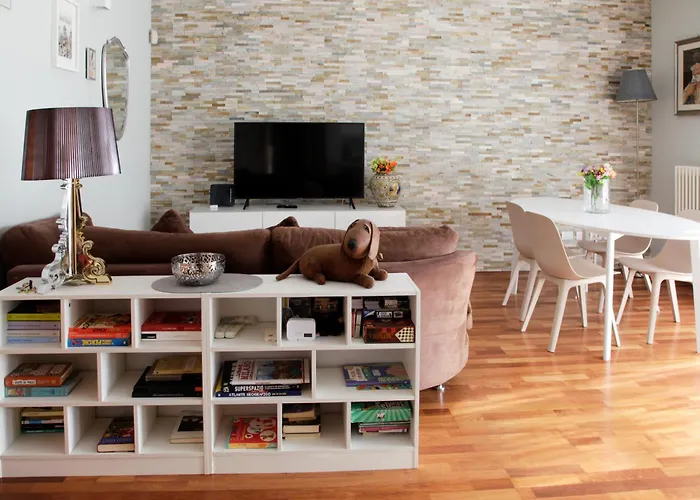 Elegante - 2 Camere, 2 Bagni, Garage E Balcone Апартаменты Милан
