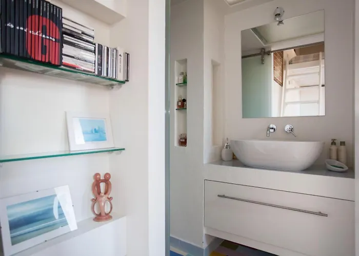 Charming Loft On The Navigli Apartman