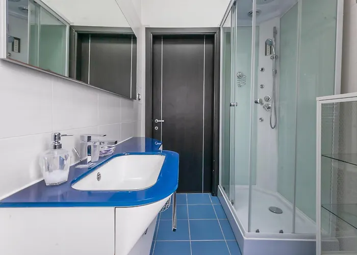 New Near Station 3 Bedroom Appartamento *