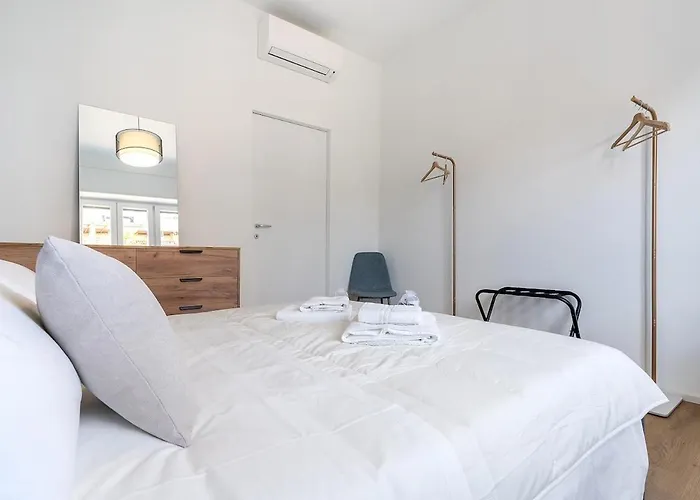 New Modern In * Milano