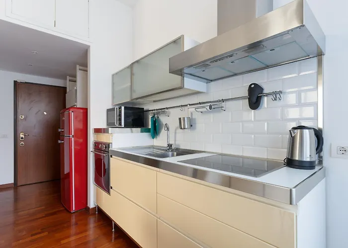 Guesthost - Comfy Terrazza Farini In Derganino מילאנו