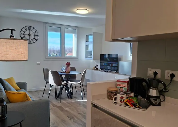 Appartement Bright With Terrace And Free Parking Milaan