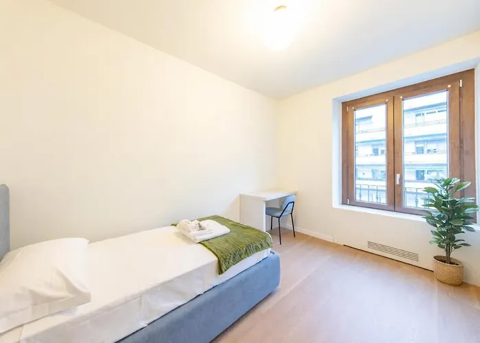 Centre Luxury, 2bdr, Sleeps 5 Apartmán Milán