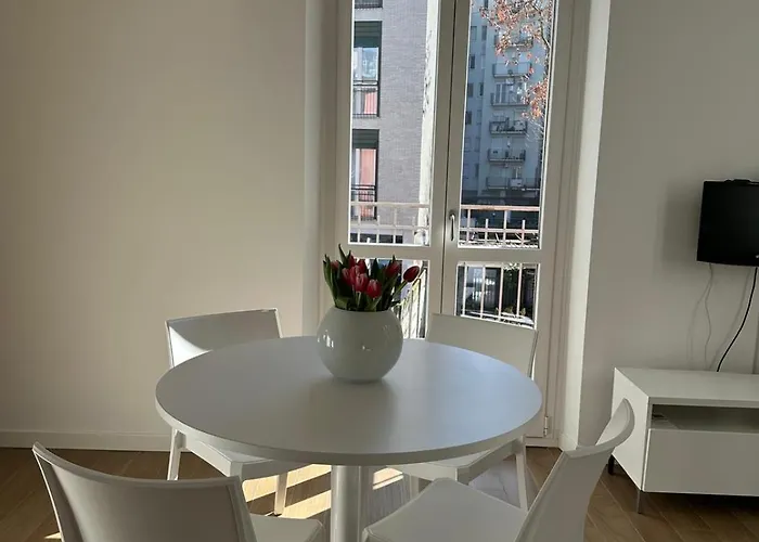 Modern - 8 Min Metro To Center