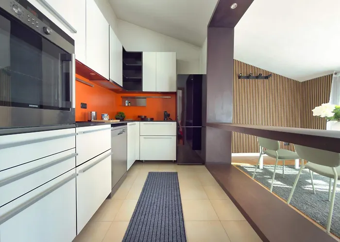 Homeby, Casa Betta * ميلان