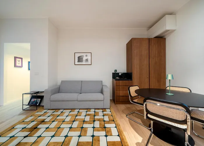 Tantardini House Near Navigli-bocconi