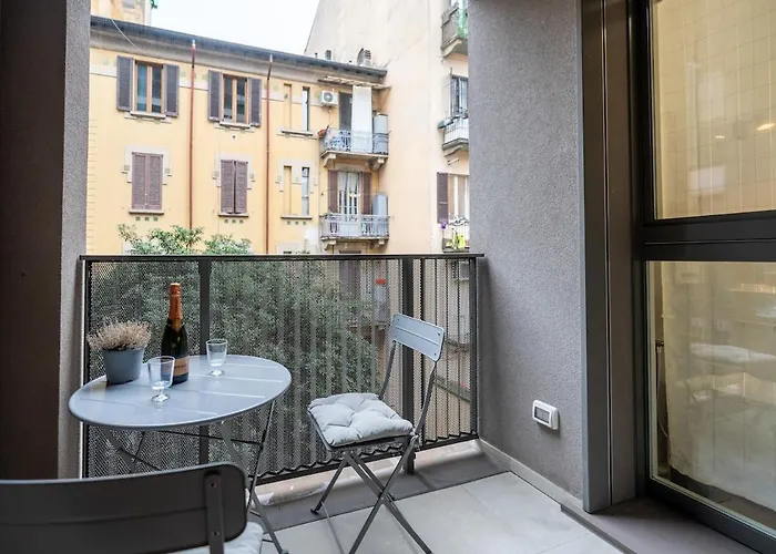 Duomo-sempione, Luxury With Balcony - M5