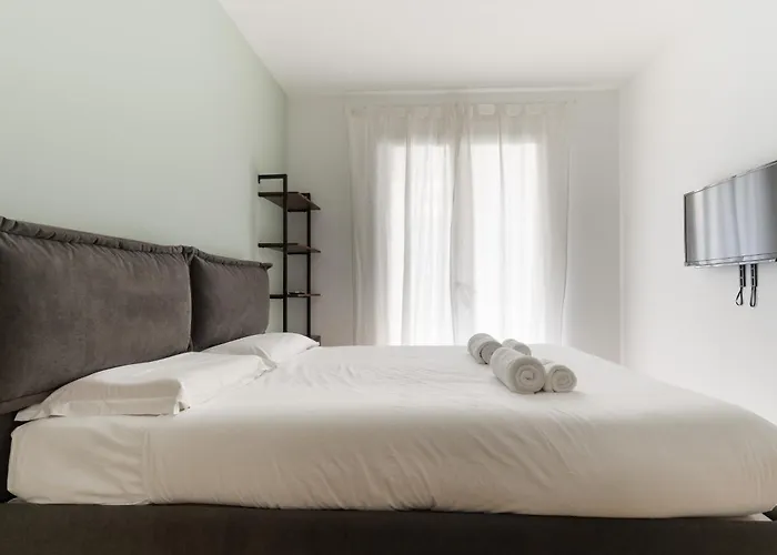 Guesthost - Cascina Merlata Lovely Nest Apartment *