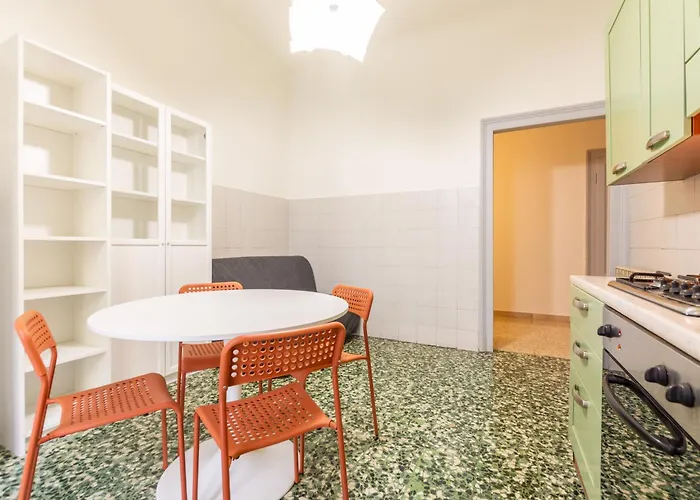 I-host Spacious 2br Near Center
