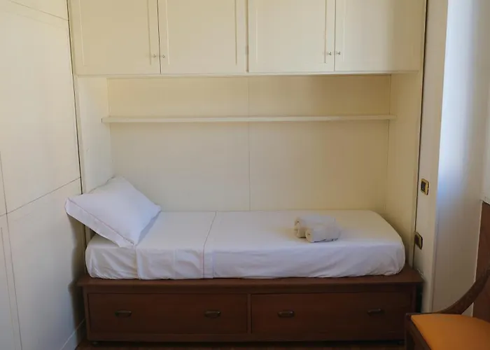 Апартаменты Rooftop Suello 9 - Terrazza Privata A