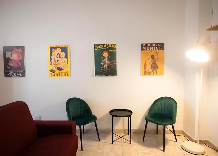 Design & Comfort Near Station Apartament *