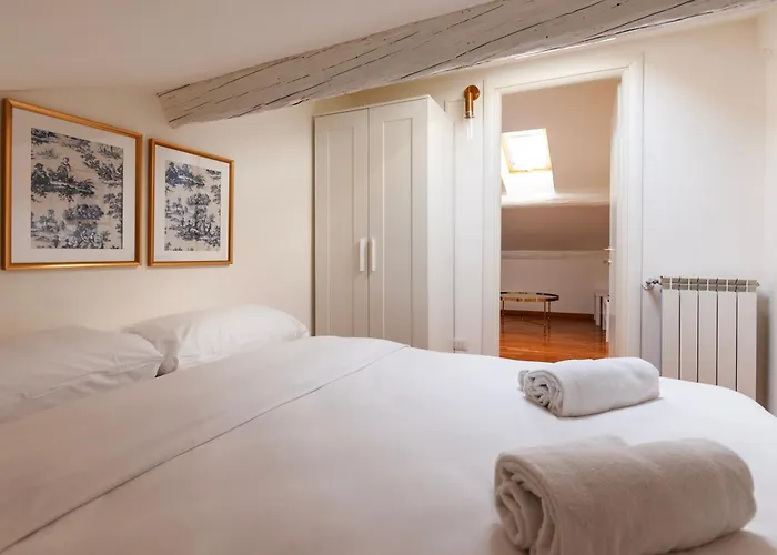 Youhosty - Piero Della Francesca 68 Apartment