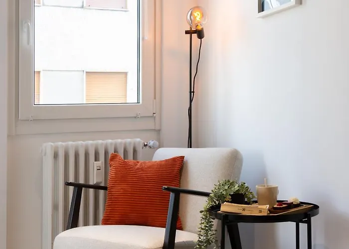 San Siro Red Flat - Vicino Stadio, Metro, Fiera Milanocity, Citylife *