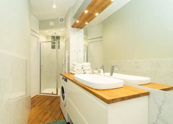 Cozy With Ac & Wifi Lägenhet Milano