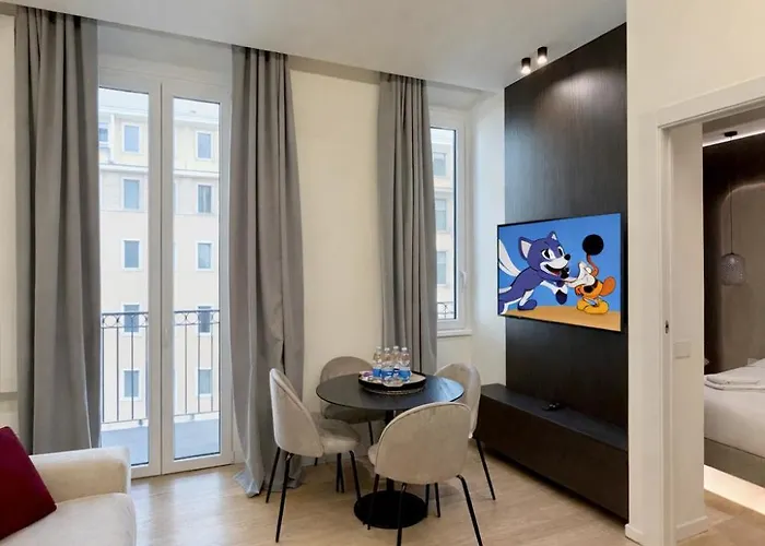 Superior Station Apartment