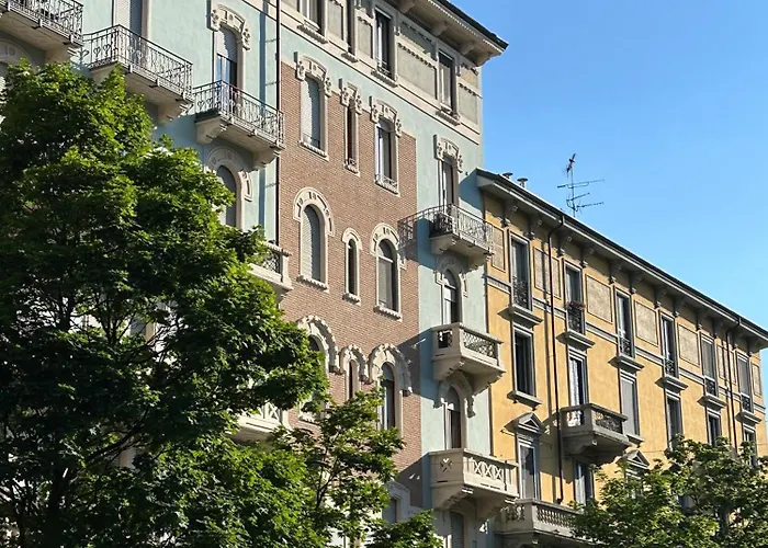 Three-room Flat With Balcony In Porta Romana