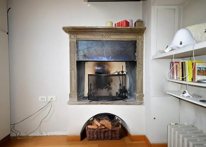 Apartment Luminous Designed Rooftop In Life District Milan