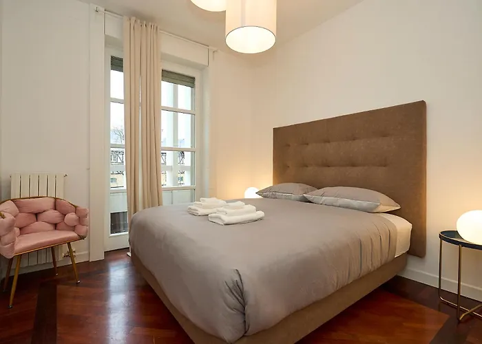 Absolute Luxury Home, 15 Minutes Walk San Siro Апартаменты