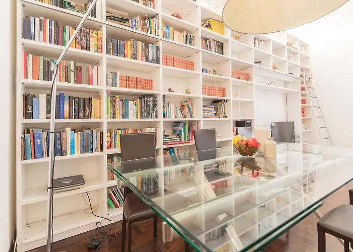 Stayeasy Castello Sforzesco Milán