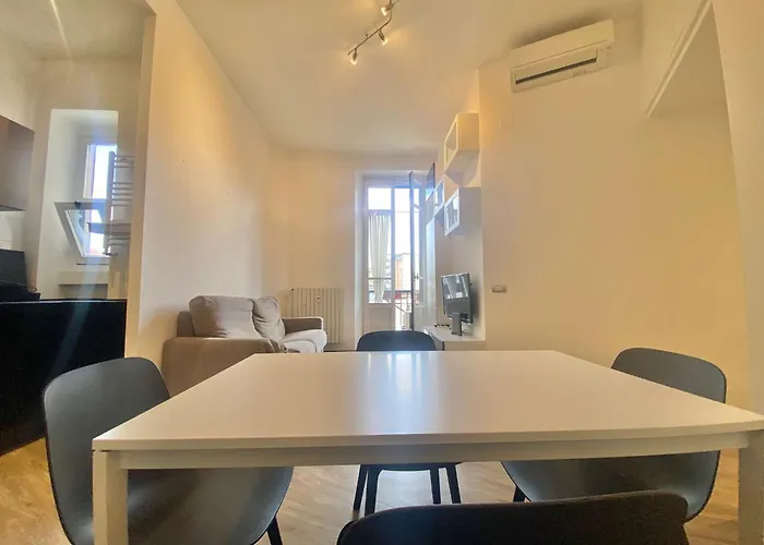 Lejlighed Palma Home, Elegante E Spaziosa Nel Cuore Della Citta Di Milano, Con Metropolitana M1 Gambara Milano