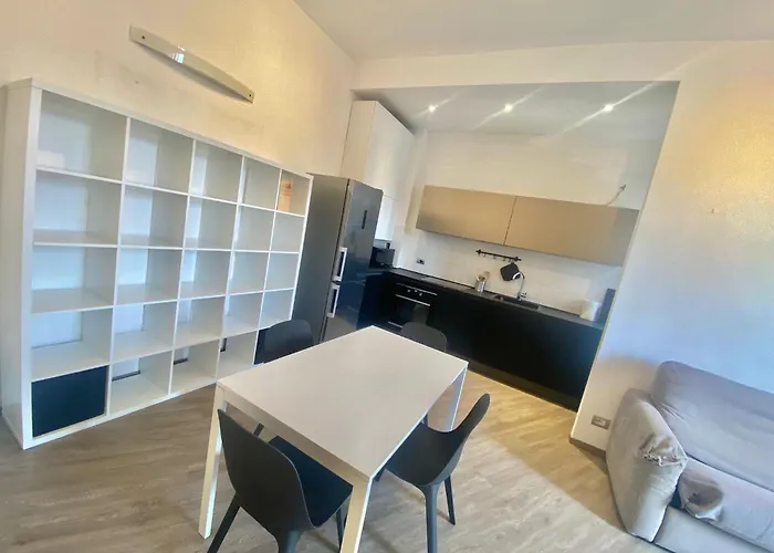Palma Home, Elegante E Spaziosa Nel Cuore Della Citta Di Milano, Con Metropolitana M1 Gambara * Milano