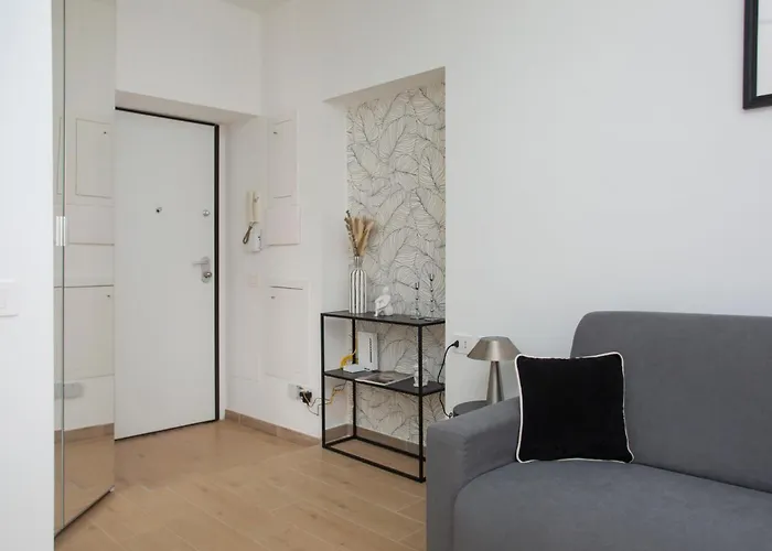 Navigli 6 - Two Steps From Porta Genova By Innstay דירה *
