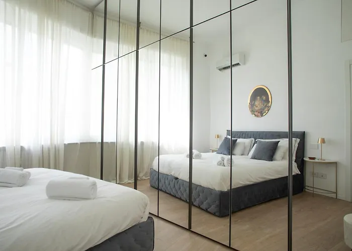 Maisons Via Dei Piatti - One Apartmán Milán