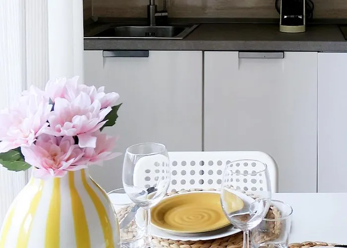 Urban House Romolo Garden View - Navigli Apartment *