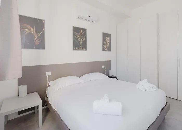 Gohost - Tacito Modern Retreat