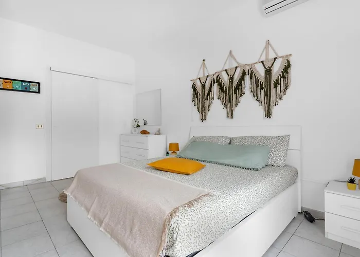 Casa Sibilla - Balcony Apartment, 7min Linate & Arena, Fast Wifi *