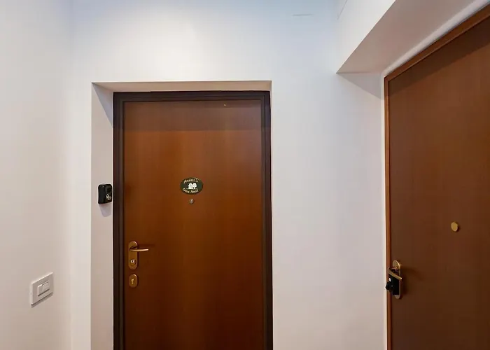 Andrea's Flat Studies * Milano