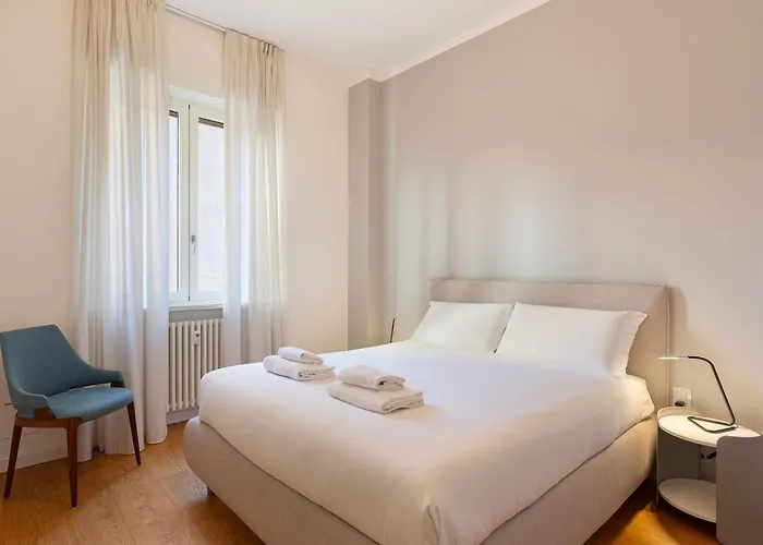 Apartment Easyhomes - Piazza Erculea Milan