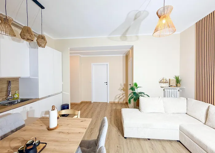 Japanese Luxury Retreat - Dyson - 2 - Zara