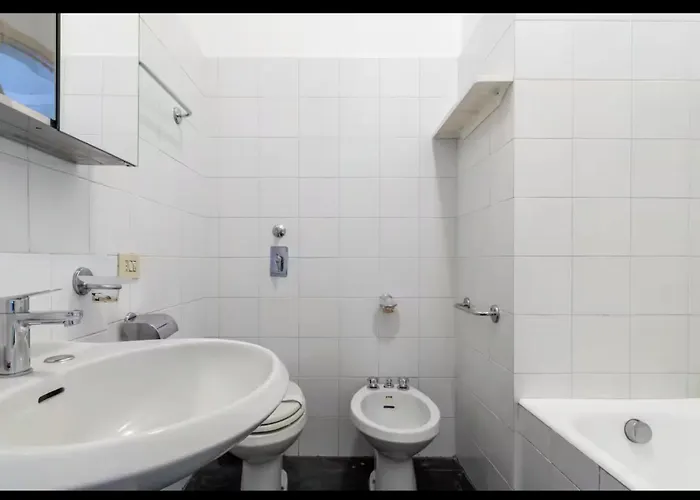 Apartman Bright Two-room In The Heart Of Chinatown *