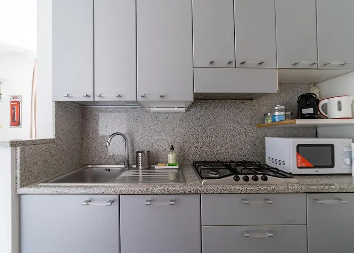 Appartement Duomo-bocconi-navigli Area, Elegant & Peaceful Retreat