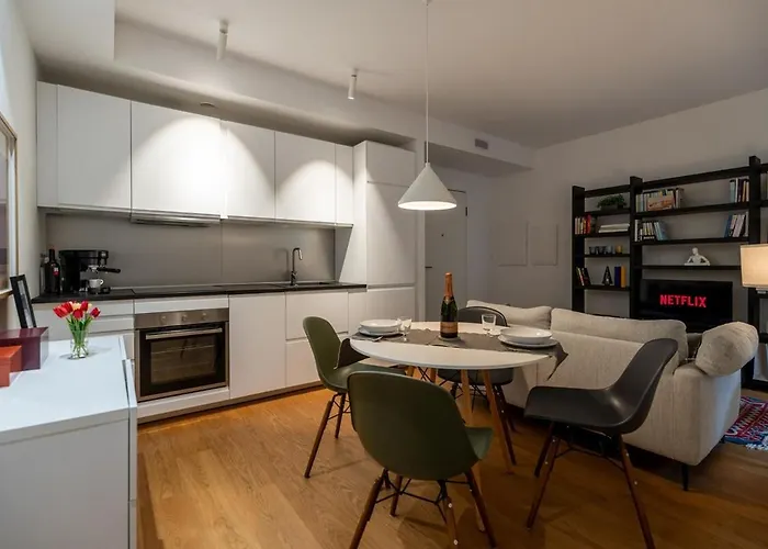 Duomo-sempione, Luxury With Balcony - M5 Apartman Milánó