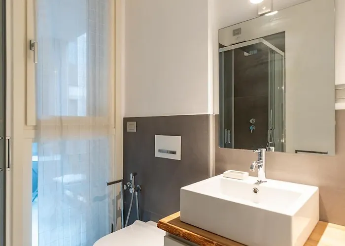 Duomo-sempione, Luxury With Balcony - M5 *