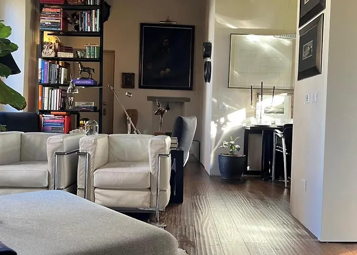 דירה Design And History