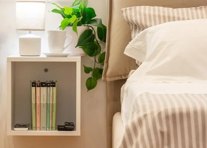 I-host Elegant Flat Near Bocconi & Center Apartment
