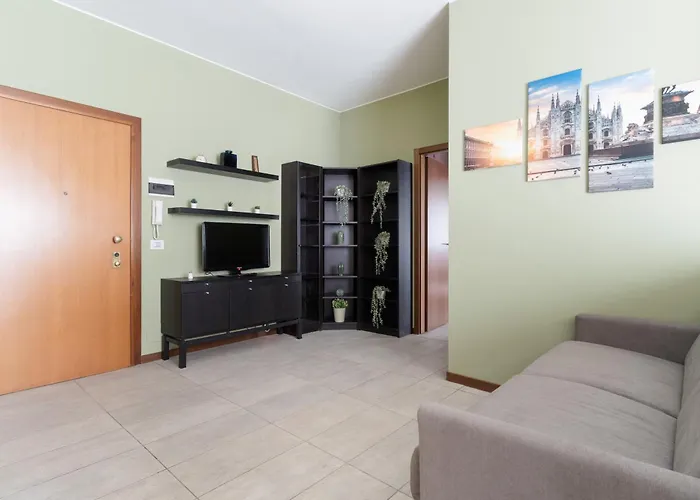 Апартаменты Guesthost - Porta Romana Balcony Flat Милан