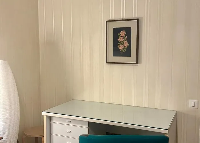 Two Bedroom In Isola Lägenhet Milano