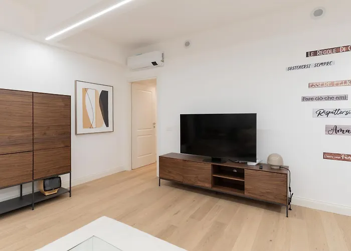 Lägenhet Guesthost - Luxury De Angeli, Milano