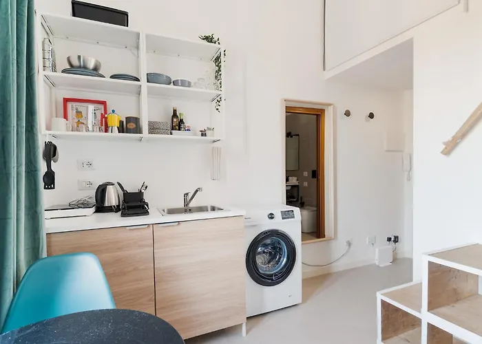 Guesthost - Comfy Studio-flat * Milano