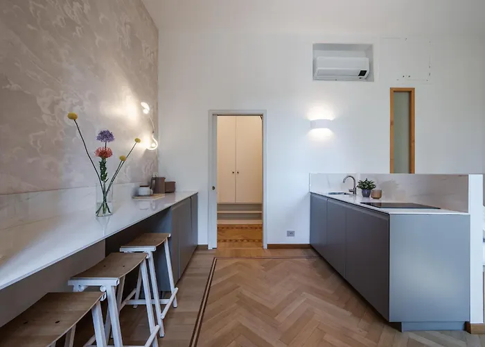 The Aura - Porta Romana *