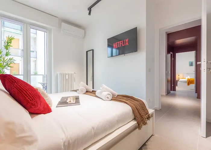 San Siro Red Flat - Vicino Stadio, Metro, Fiera Milanocity, Citylife Apartamento *