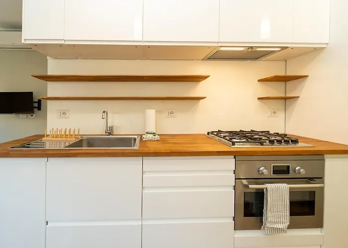 Lägenhet Cozy With Ac & Wifi