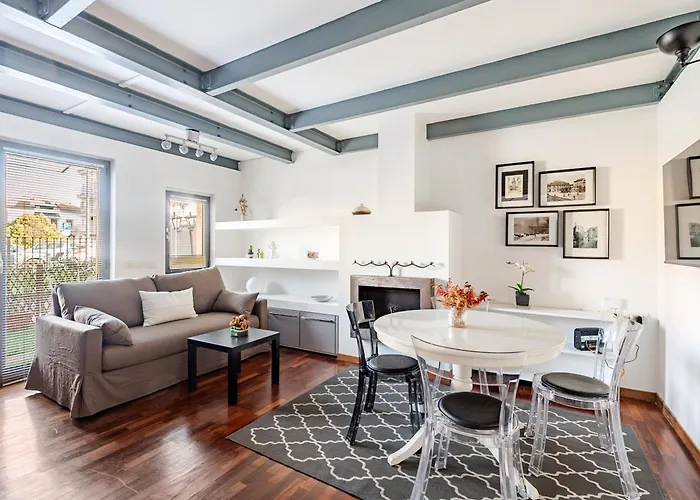 Two-level Ca Granda Apartman Milánó