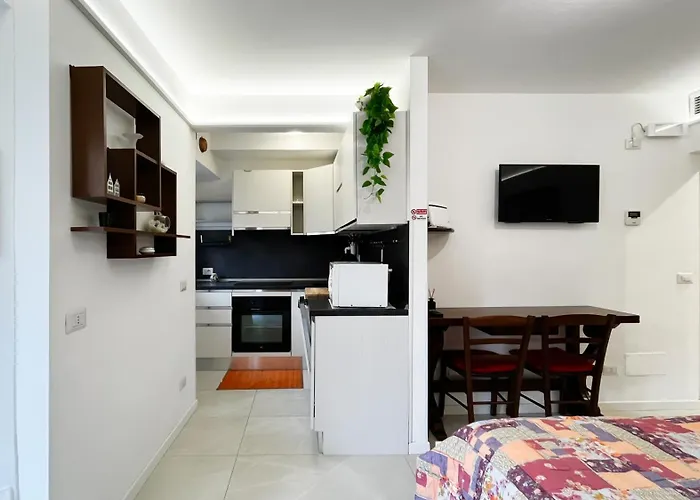 Splendido Monolocale Moderno - Wifi E Ac - Cortina Apartmán