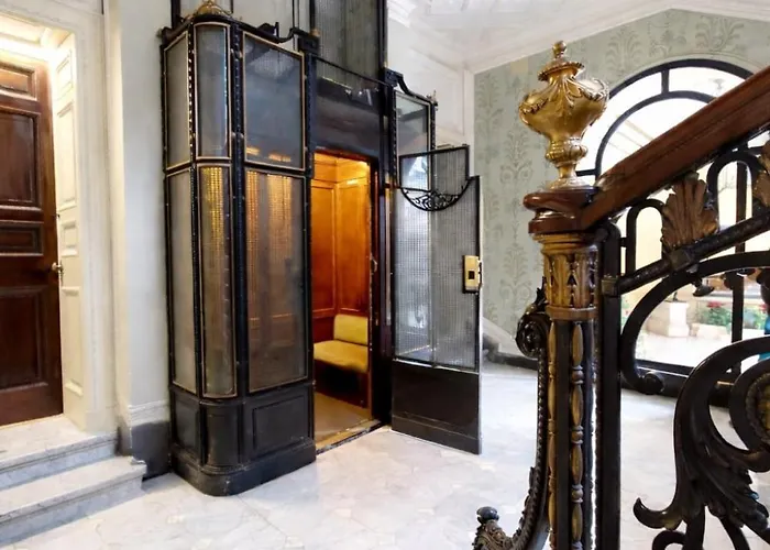 Boutique Penthouse *