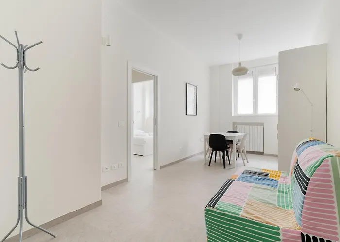 Apartmán Guesthost - Comfy Flat Near Gambara Mm1 *